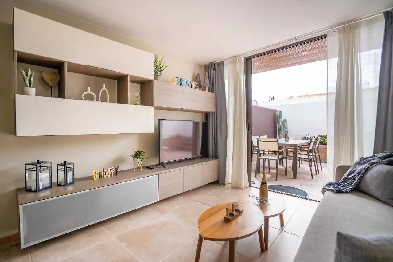 Villa La Laja With 5 Bedrooms And Sea View Кальяо-Сальвахе